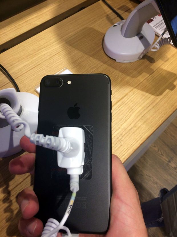 iphone-7-23