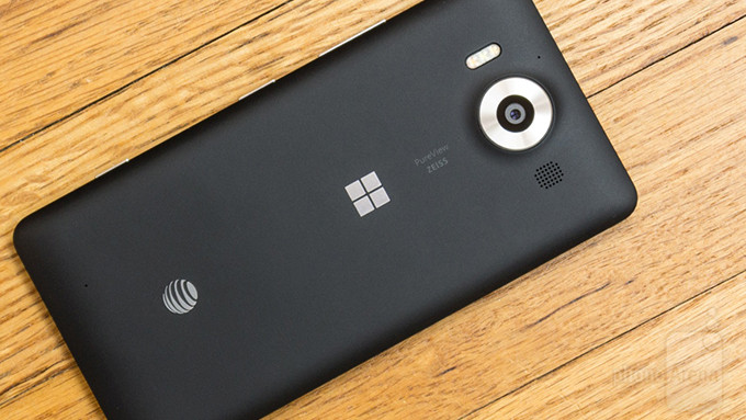 Microsoft Yeni Bir Telefon Üzerinde Çalışma Yapıyor!