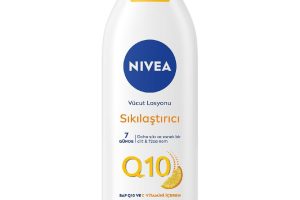 NIVEA Q10 Sıkılaştırıcı Vücut Losyonu 250 ml,72 Saat Nemlendirici,7 Günde Sıkılaşma,Esnek Cilt,C Vitamini,Kolajen,Normal Ciltler İçin NIVEA Q10