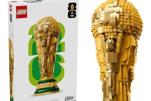 LEGO Editions FIFA Dünya Kupası Resmi Kupa 43020-12 Yaş ve Üzeri Çocuklar için 2 İnsan Figürü, İkonik Küre ve Levha İçeren Yaratıcı Dekoratif Yaratıcı Oyuncak Yapım Seti, Hediye Fikri (2842 Parça)
