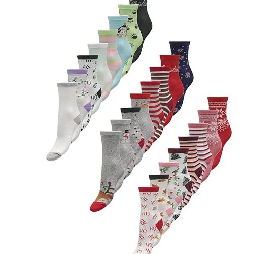 ONLY Kadın ONL24 MULTI XMAS SOCK BOX 24-PACK Çorap, Beyaz, ONE SIZE — %9 İndirim