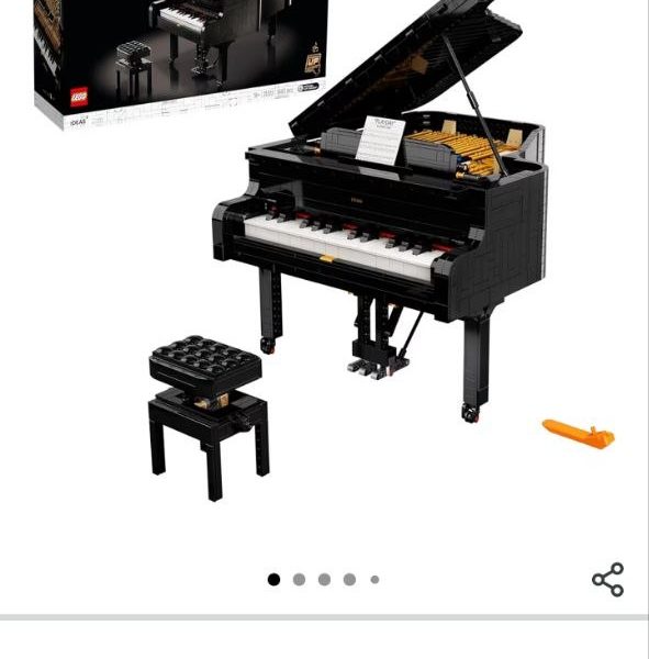 LEGO Ideas Kuyruklu Piyano 21323 – Yetişkinler için İnteraktif Yapım Seti, Hobi Tutkunları ve Müzik Severler için Sergilenebilir Model, Özel Günler için Harika Hediye Fikri (3662 Parça)