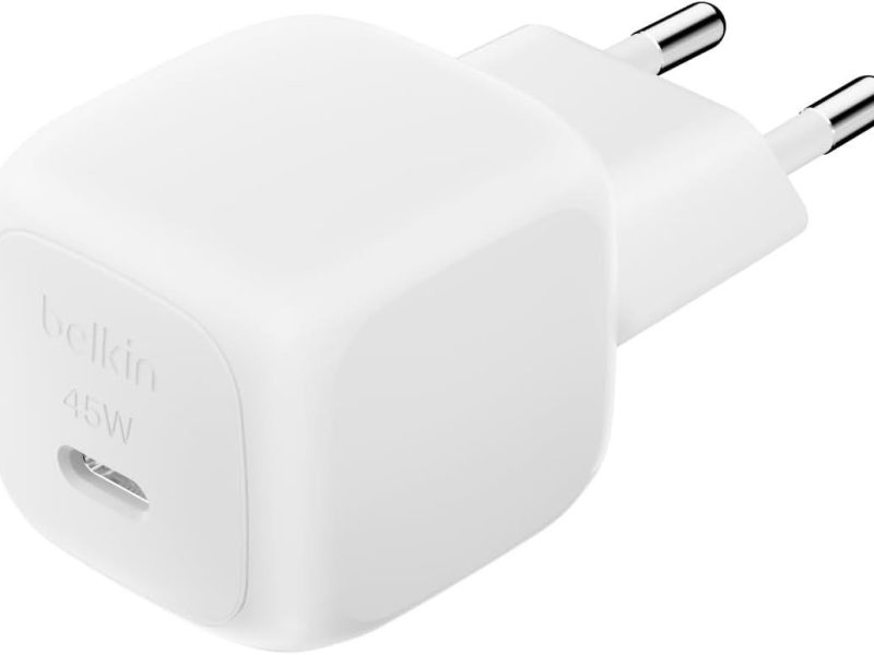 Belkin Kompakt Duvar Şarj Cihazı 45 W, Apple iPhone 17, 16 and 15 Serisi, Samsung Galaxy S25, iPad, AirPods ve Daha Fazlası için USB-C Güç İletimli Hızlı Şarj, Beyaz