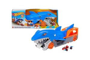 🛍️ Hot Wheels Köpek Balığı Taşıyıcı Hot Wheels Köpek Balığı Taşıyıcı Oyun Seti, 1 Adet 1:64 Ölçekli Araba İçerir, 4 8 Yaş Arası Çocuklar İçin GVG36 GVG36