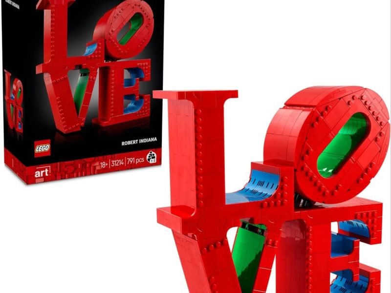 LEGO Art LOVE Yapım Seti 31214 – Yetişkinler için Ofis veya Ev Hediyesi Olabilecek Robert Indiana Heykeli Dekoratif Yapım Seti, Çiftler için Nişan veya Sevgililer Günü Hediye Fikri (791 Parça)