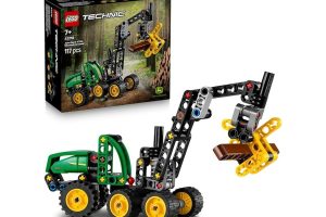 🛍️ LEGO Technic John Deere 1470H Tekerlekli Orman Makinesi 42218 – 7 Yaş ve Üzeri Kız ve Erkek Çocuklar için Çalışan Kepçe ve Kütük İçeren Yaratıcı Oyuncak Yapım Seti, Eğlenceli Hediye Fikri (117 Parça)