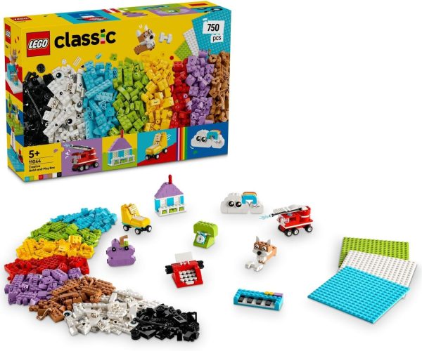 LEGO Classic Yaratıcı Yapım ve Oyun Kutusu 11044-5 Yaş ve Üzeri Kız ve Erkek Çocukları için Yapılabilir Ev, Köpek, İtfaiye Arabası, Piyano, Bulut ve Gökkuşağı İçeren Oyuncak Yapım Seti (750 Parça)