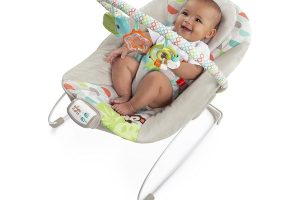 🛍️ Bright Starts Ana Kucağı Yatıştırıcı Titreşimler Bebek Koltuğu, Çıkarılabilir Oyuncak Barı, 0 6 Ay, 9 kg’a Kadar (Mutlu Safari)