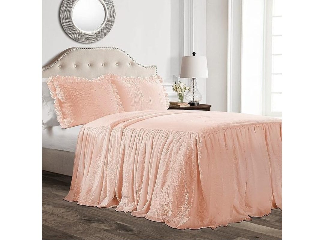 🛍️ Lush Decor Fırfırlı Etekli Yatak Örtüsü Takımı   3 Parça Lüks Çiftlik Evi Yatak Takımı   Zarif, Büyüleyici Fırfır Detayı   Zamansız Stil ve Klasik Tasarım   Yumuşak ve Hafif   Queen, Blush