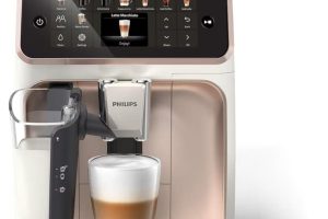 Philips 5500 Serisi LatteGo Tam Otomatik Espresso Makinesi 20 Sıcak ve Soğuk İçecek, Renkli Dokunmatik Ekran, Beyaz Roze Renk, QuickStart, SilentBrew Teknolojisi (EP5543/80)