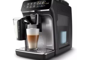 🛍️ PHILIPS EP3246/70 Espresso Makinesi, 1.8 L Kapasite, 5 Aromatik Kahve Çeşidi, LatteGo Süt Sistemi, Siyah