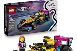 LEGO Speed Champions F1 ACADEMY LEGO Yarış Arabası 77258-10 Yaş ve Üzeri Çocuklar için Kasklı ve Peruklu Bir Kadın Sürücü Minifigürü İçeren Yaratıcı Oyuncak Yapım Seti, Hediye Fikri (201 Parça)