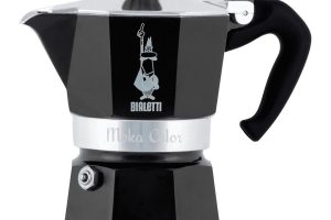 🛍 Bialetti – Moka Express Siyah: 3 Cups Ocak Üstü Espresso Pişirici – 130ml – Alüminyum Gövde – Patentli Güvenlik Valfi – Tüm Ocak Türleri İçin Uygundur (İndüksiyon Hariç)