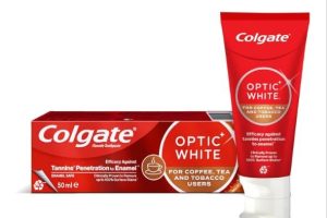 COLGATE Optic White Kahve, Çay ve Tütün Kullanıcıları İçin Beyazlatıcı Diş Macunu 50 ml