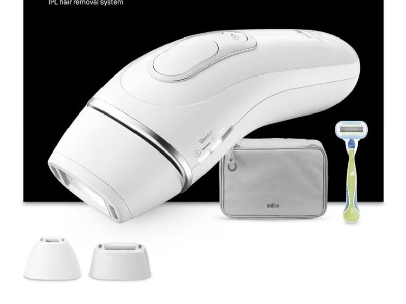 Braun Silk·expert Pro 3 IPL Tüy Alma Sistemi, PL3122, Çanta, Gillette Venus ve 2 Başlık ile