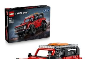LEGO Technic Ford Bronco SUV 42213 | 9 Yaş ve Üzeri Çocuklar için İkonik Detaylar İçeren Oyuncak Yapım Seti, Hediye Fikri (943 Parça)