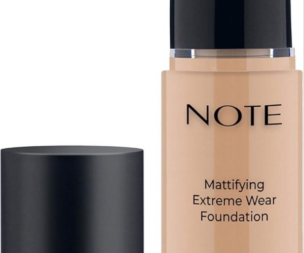 Note Mattifying Extreme Wear Foundation 02, 10 ml