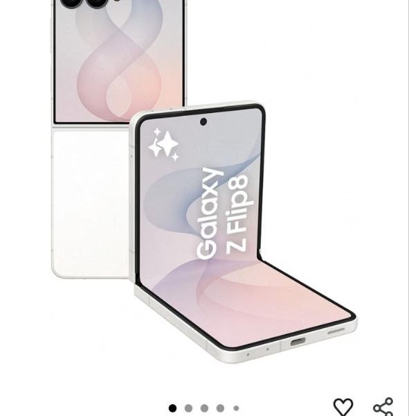 Samsung Galaxy Z Flip8 Krem, 256 GB Depolama, Eller serbest Selfie Kamera, Now Brief, Photo Assist, Kişiselleştirilmiş FlexWindow, 4.300 mAh Pil, 12 GB RAM (Samsung Türkiye Versiyonu) Samsung Galaxy