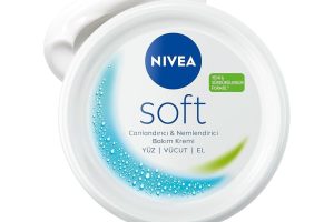 🛍️ NIVEA Soft Nemlendirici Bakım Kremi 300 ml, 48 Saat Nemlendirme, Jojba Yağı,E Vitamini, Yüz,El,Vücut İçin,Paraben İçermez