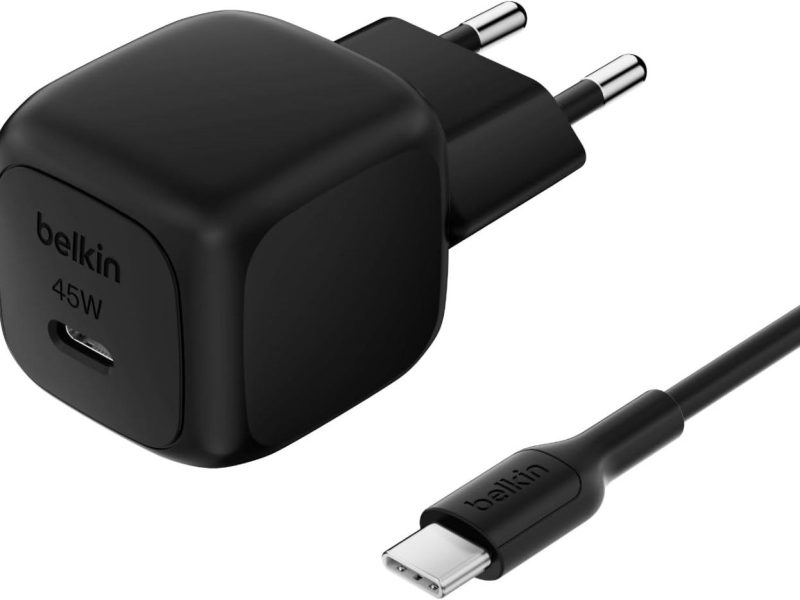 Belkin Kompakt Duvar Şarj Cihazı 45 W + USB-C – USB-C Kablosu, Apple iPhone 17, 16, 15, 14, Plus, Pro, Pro Max, Samsung Galaxy S25 Serisi, S24, Pixel 9, iPad, AirPods ve Fazlası için Hızlı Şarj, Siyah