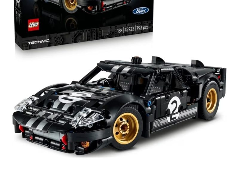 Lego 42223 Technic 1966 Ford GT40 MkII Yarış Arabası – 3.025₺