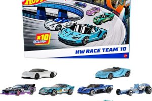 Hot Wheels Oyuncak Arabalar, 10’lu Yarış Arabası Paketi, 1:64 Ölçekli Corvette, Lamborghini, McLaren ve Hot Wheels Originals içerir (Amazon’a Özel) | 10’lu Set 1:64 Ölçekli Araçlar, Hot Wheels Originals ve Resmi Lisanslı Arabalar İçerir