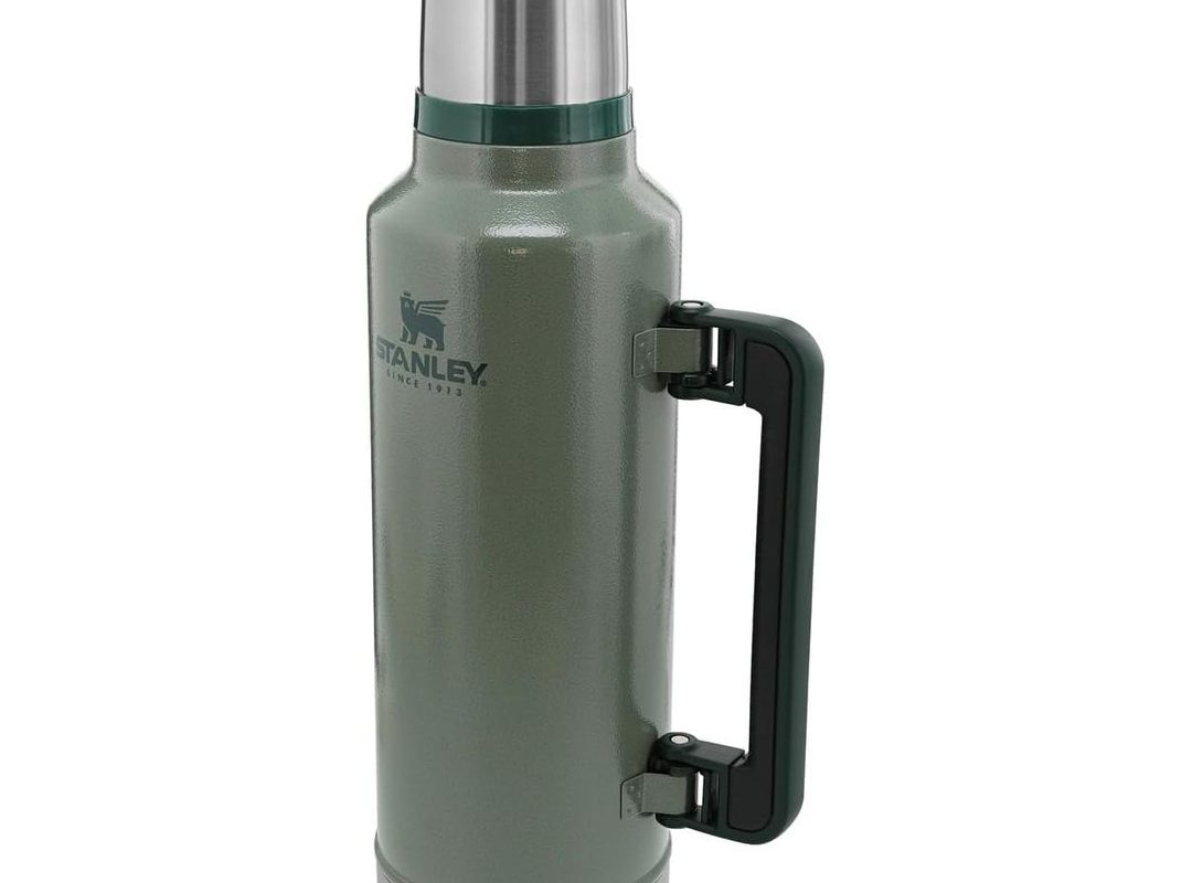🛍️ STANLEY Classic Legendary Vakumlu Termos 1.9 Litre Yeşil (Hammertone Green) | Paslanmaz Çelik