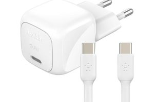 🛍️ Belkin BoostCharge Kompakt Duvar Şarj Cihazı 30 W, Seyahat Dostu USB C Power Delivery Hızlı Şarj, iPhone, Samsung Galaxy, iPad, AirPods, Tablet ve Daha Fazlası, USB C’den USB C’ye Kablo ile, Beyaz