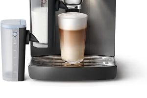 Philips Café Aromis Tam Otomatik Espresso Makinesi – BrewExtract Teknolojisi, LatteGo Pro, 50+ Sıcak ve Soğuk İçecek, kolay temizleme, sezgisel ekran ve Barista asistanı ile (EP8757/12)