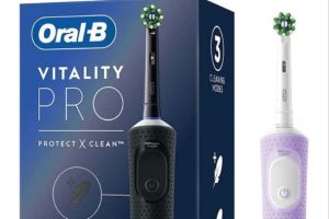 Oral-B Şarjlı/Elektrikli Diş Fırçası Vitality Pro 2Li Siyah&Lila Avantaj Paketi