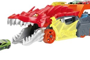 Hot Wheels fırlatıcı ve taşıyıcı ejderha Hot Wheels™ Şehri fırlatıcı ve taşıyıcı ejderha, ağzından araba püskürtür, 3 yaş ve üzeri çocuklar için hediye GTK42
