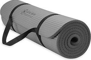 Gaiam Essentials, dicke Yogamatte, Fitness- und Trainingsmatte mit leicht zu verwendendem Yogamatten-Tragegurt, 183 cm L x 61 cm B x 1 cm dick — %49 İndirim | Amazon TR Fırsatı