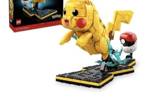 LEGO Pokémon Pikachu ve Poké Topu 72152 – Yetişkin Kadınlar ve Erkekler için Yıldırım Standı İçeren Duruşu Ayarlanabilir Dekoratif Koleksiyonluk Model Yapım Seti, Hediye Fikri (2050 Parça)