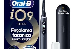 Oral-B iO9 Siyah Şarjlı/Elektrikli Diş Fırçası, 1 Fırça Başlığı, Hızlı Manyetik Şarj Cihazı, Uzun Ömürlü Pil, Şarj Eden Seyahat Kabı, Yedek Başlık Kabı