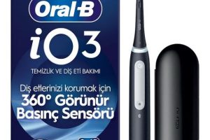 Oral-B İo3 Siyah Şarjlı/Elektrikli Diş Fırçası, 1 Fırça Başlığı, Uzun Ömürlü Pil, Seyahat Kabı