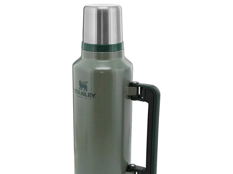 STANLEY Classic Legendary Vakumlu Termos 1.9 Litre – Yeşil (Hammertone Green) | Paslanmaz Çelik