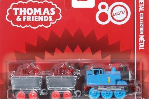 Thomas ve Arkadaşları oyuncak tren, birinci sınıf süslemeleri, 2 döner tekerlekli yük vagonu ve kırmızı kristal kargosuyla Mattel’in 80. Yılı küçük metal lokomotif, JFV72