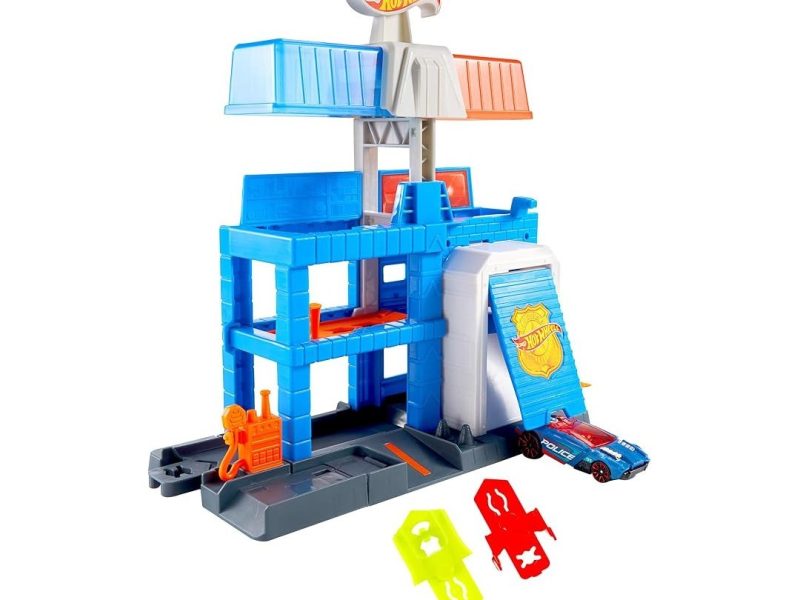 🛍️ Hot Wheels Oyuncak Araba Parça Seti, Şehir Şehir Merkezi Polis Kulesi Playset ve 1:64 Ölçekli Döküm Polis Aracı, 3 Seviyeye Genişler, Hız Yapış Parça Sistemi
