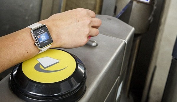 6- Ülkemizde olmasa bile yurt dışında Apple Watch ile ödeme yapılabiliyor.